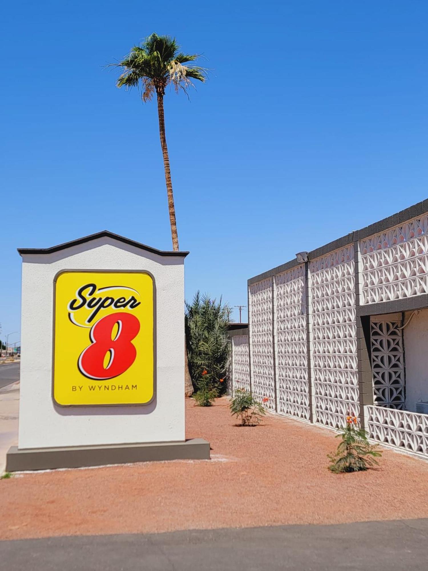 Super 8 By Wyndham El Centro North Hotel Exterior foto